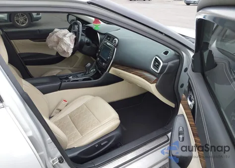 2017 Nissan Maxima 3.5 Platinum z USA, uszkodzony, nr VIN 1N4AA6AP6HC367016